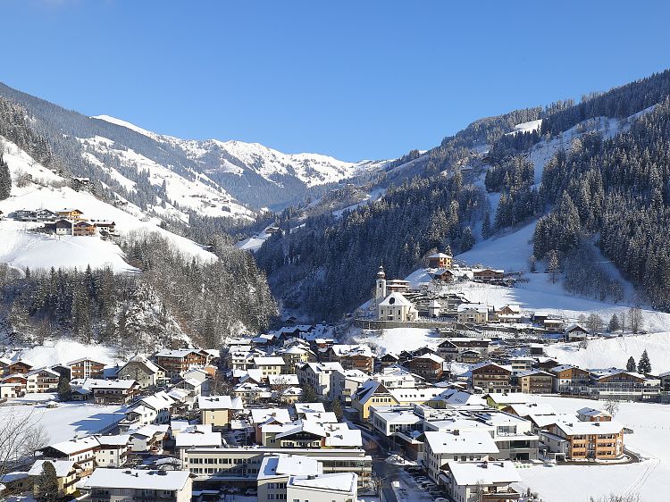 grossarl-ortsaufnahme-winter-hoch-1