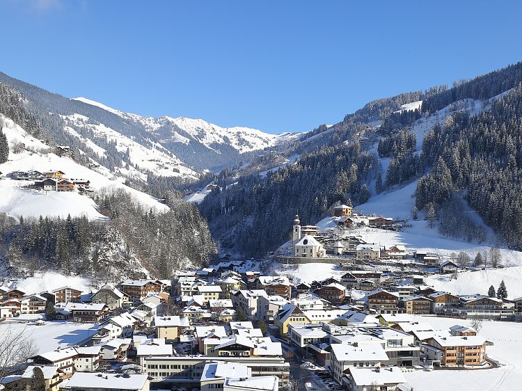 grossarl-ortsaufnahme-winter-hoch-10